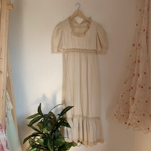 Load image into Gallery viewer, Vintage beige cotton maxi dress