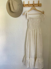 Load image into Gallery viewer, Signature Collection-tie strap yellow floral