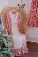 Load image into Gallery viewer, Vintage pink romantic floral dress