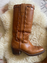 Load image into Gallery viewer, Vintage campus boot