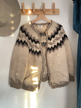 Load image into Gallery viewer, Vintage wool cardigan