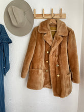 Load image into Gallery viewer, Vintage teddy coat