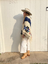 Load image into Gallery viewer, Vintage wool poncho