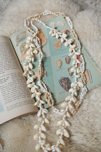 Vintage shell necklaces (2)