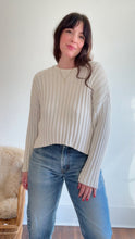 Load image into Gallery viewer, Vintage 90s ribbed cropped sweater
