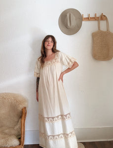 Vintage 70s Mexican dress