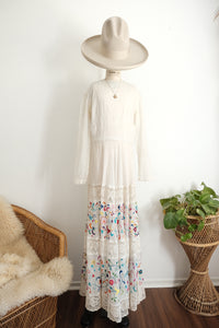 Vintage Mexican embroidered dress