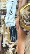 Load image into Gallery viewer, Vintage 1960s/70s tapestry coat
