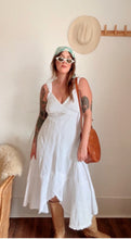 Load image into Gallery viewer, Vintage cotton embroidered dress
