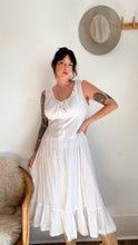 Load image into Gallery viewer, Vintage cotton dress
