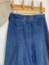 Load image into Gallery viewer, Vintage 70s high waisted jeans
