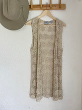 Load image into Gallery viewer, Vintage crochet vest
