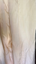 Load image into Gallery viewer, 1930s buttercream silk pants
