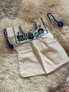 Vintage embroidered baby dress / 0-3 months