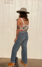 Load image into Gallery viewer, Vintage Brittania jeans
