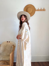 Load image into Gallery viewer, Vintage 1940s silk brocade kimono
