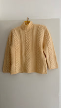 Load image into Gallery viewer, Vintage wool sweater
