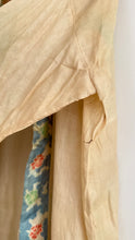 Load image into Gallery viewer, Antique Japanese pongee silk robe
