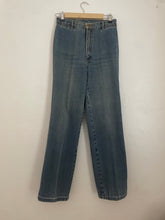 Load image into Gallery viewer, Vintage Brittania jeans
