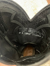 Load image into Gallery viewer, Vintage Justin’s black ostrich boots 8.5
