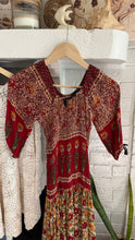 Load image into Gallery viewer, Vintage Indian cotton rayon dress
