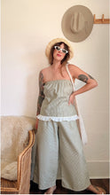 Load image into Gallery viewer, Signature Collection-Striped cotton tube top
