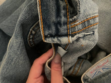 Load image into Gallery viewer, Vintage Brittania jeans
