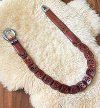 Load image into Gallery viewer, Vintage leather belt
