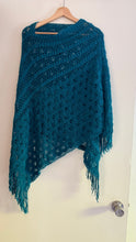 Load image into Gallery viewer, Vintage blue knit shawl
