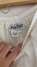 Load image into Gallery viewer, Vintage cotton lace skirt
