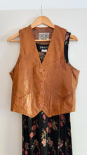 Load image into Gallery viewer, Vintage leather vest
