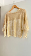 Load image into Gallery viewer, Antique velvet lace blouse
