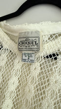 Load image into Gallery viewer, Vintage crochet top
