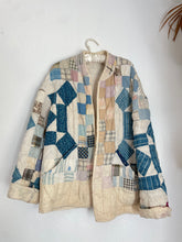 Load image into Gallery viewer, Signature Collection- Quilted jacket
