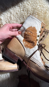 Vintage cowhide roper boots size 6