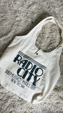 Load image into Gallery viewer, Vintage radio city music hall tote
