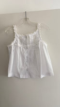 Load image into Gallery viewer, Vintage cotton lace top

