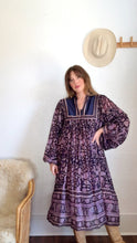 Load image into Gallery viewer, Vintage rare 1960s/70s silk hand blocked Phool dress
