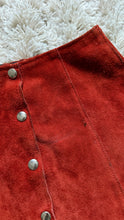 Load image into Gallery viewer, Vintage 70s suede skirt
