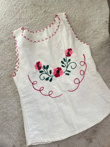 Vintage embroidered Mexican top