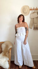 Load image into Gallery viewer, Signature collection- white cotton ruffle top

