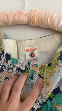Load image into Gallery viewer, Vintage 1960s mini dress
