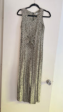 Load image into Gallery viewer, Vintage floral jumpsuit
