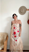 Load image into Gallery viewer, Antique 1910s Manton de Manila silk piano shawl
