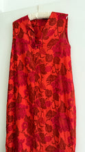 Load image into Gallery viewer, Vintage Silk 1960s dress
