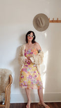 Load image into Gallery viewer, Vintage floral dress

