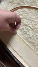 Load image into Gallery viewer, Vintage 70s deadstock tooled leather purse

