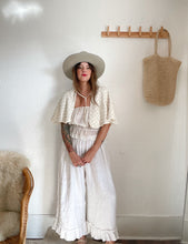 Load image into Gallery viewer, Vintage bed jacket / shawl
