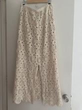 Load image into Gallery viewer, Crochet maxi skirt
