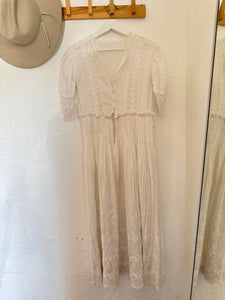 Edwardian dress